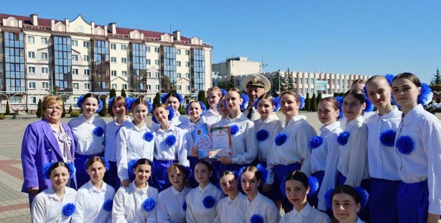 Несокрушимое и легендарное